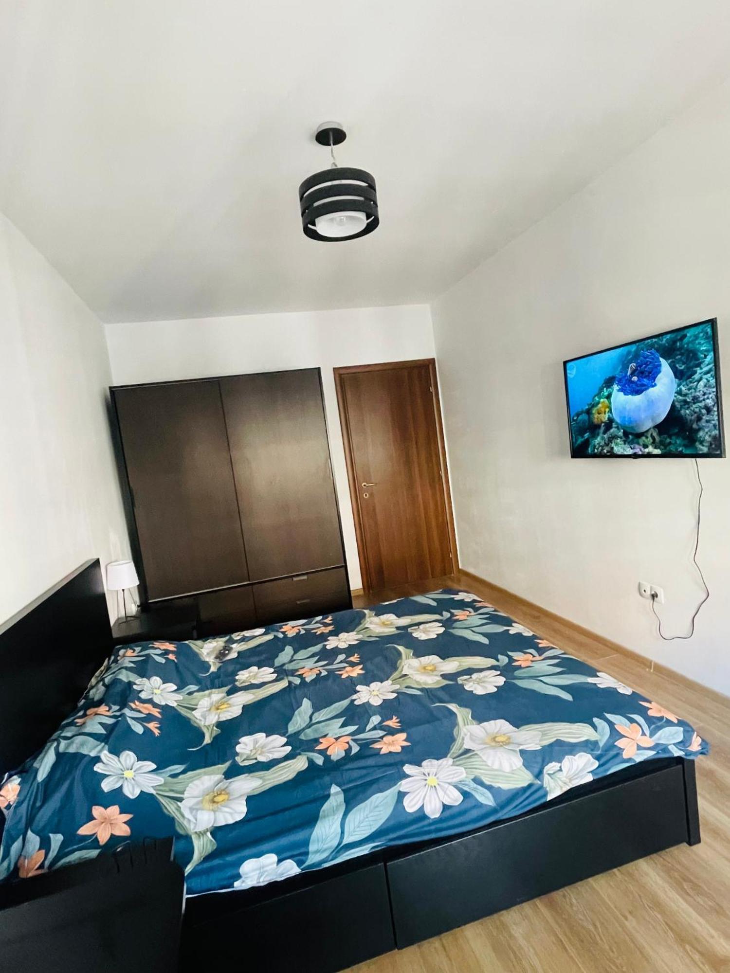 Cozy Apartment With Free Parking Kluż-Napoka Zewnętrze zdjęcie