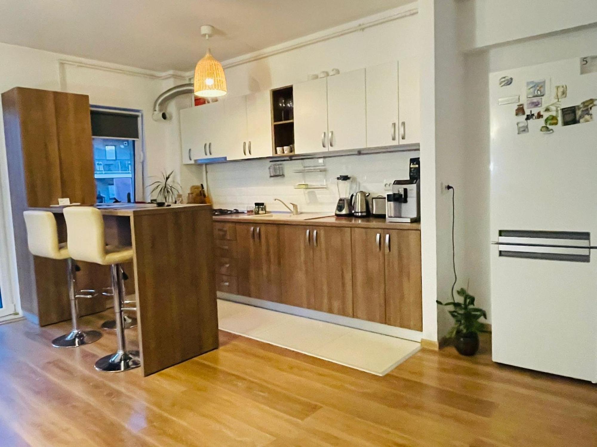 Cozy Apartment With Free Parking Kluż-Napoka Zewnętrze zdjęcie