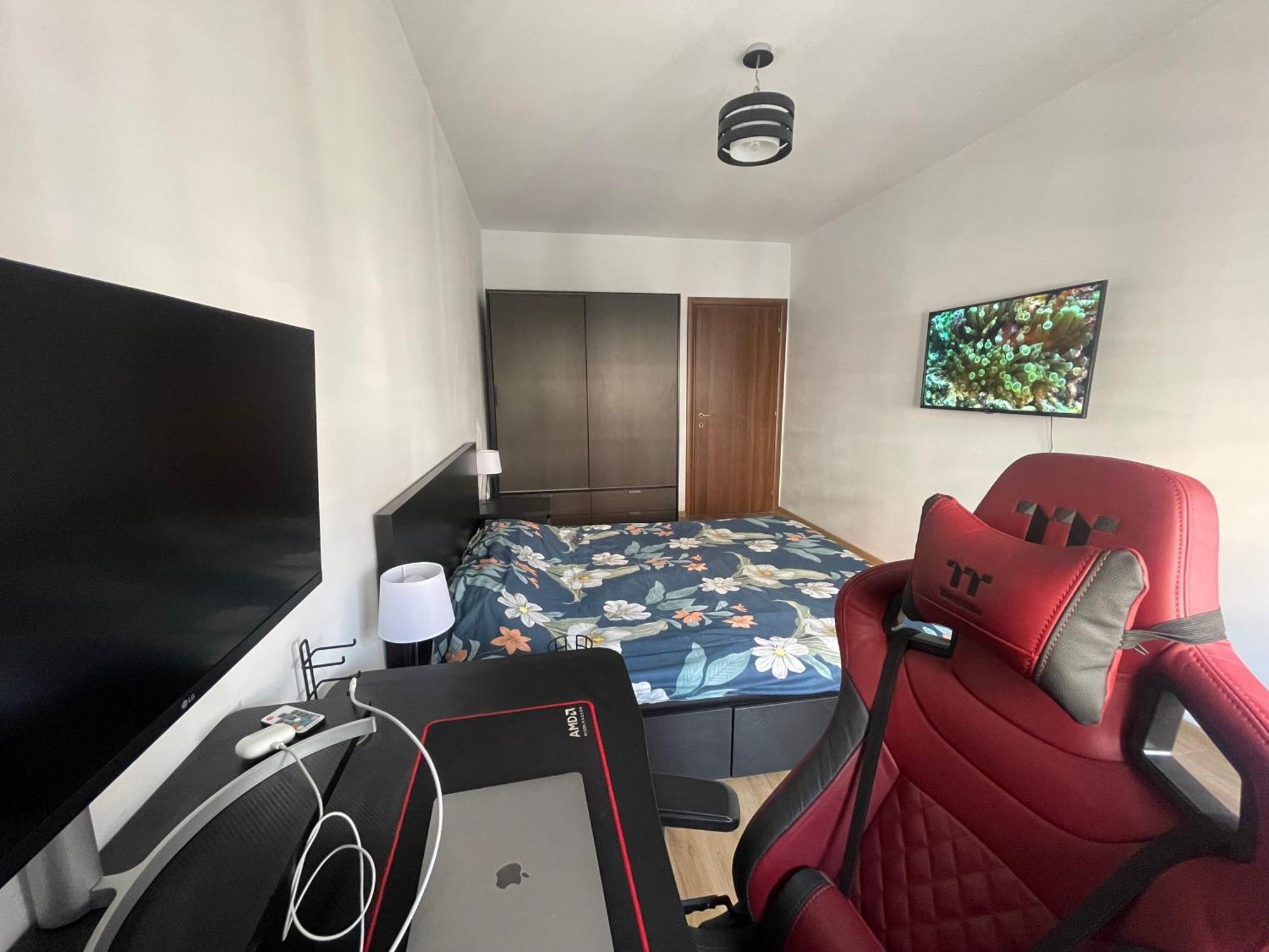 Cozy Apartment With Free Parking Kluż-Napoka Zewnętrze zdjęcie